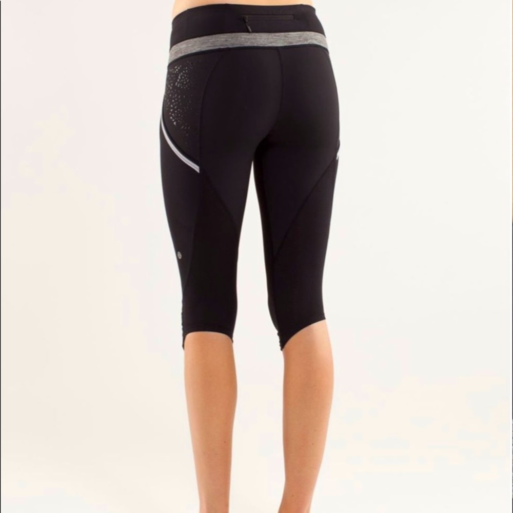 Lululemon Run A Marathon Crop leggings,brand new,size 6